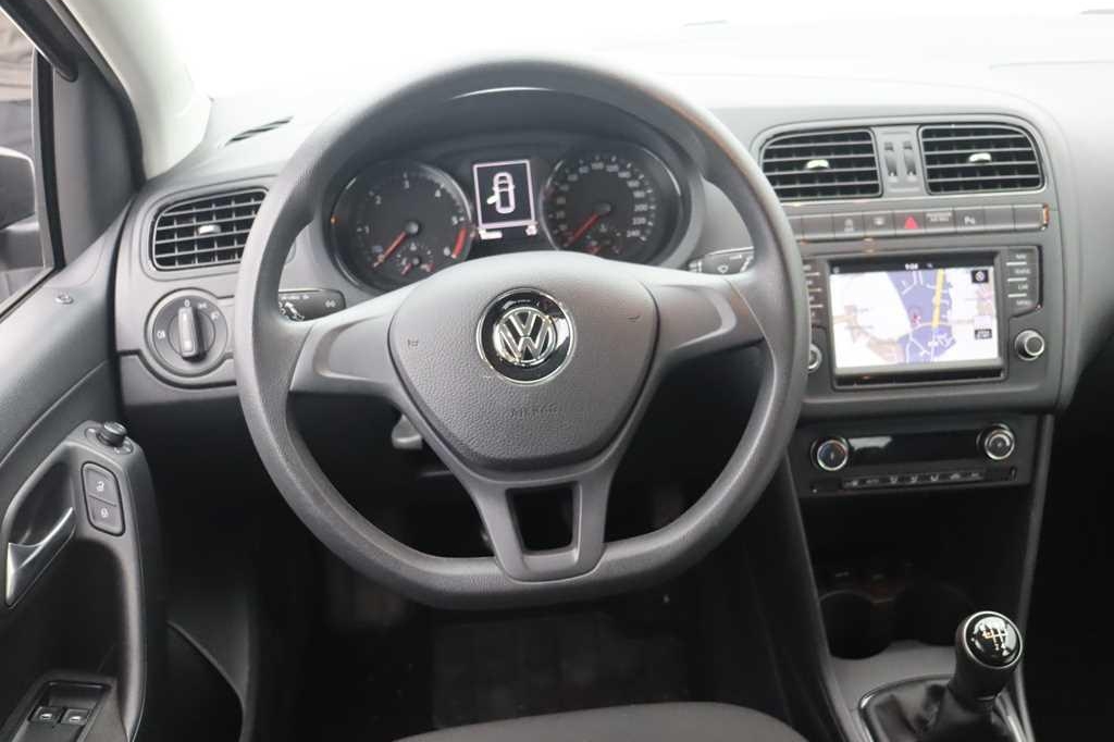 Volkswagen Polo 2016 photo 5