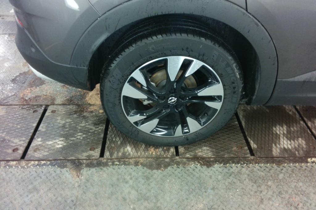 Opel Grandland X 2020 фото 15