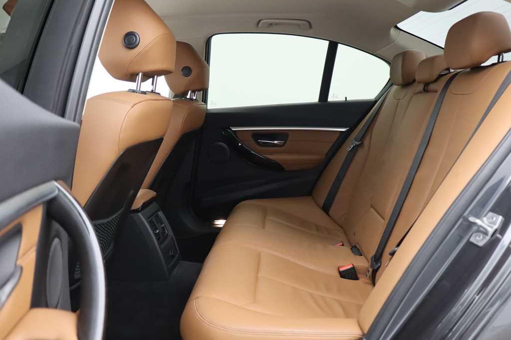 BMW 3er 2017 фото 4