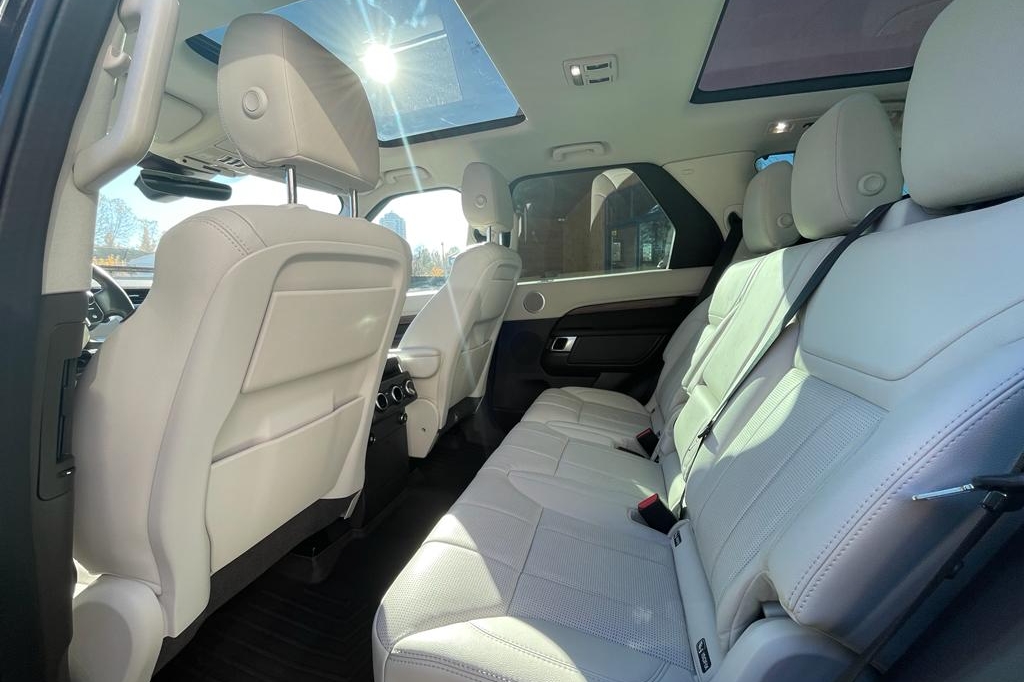 Land Rover Discovery HSE 3.0TDi 2018 photo 10