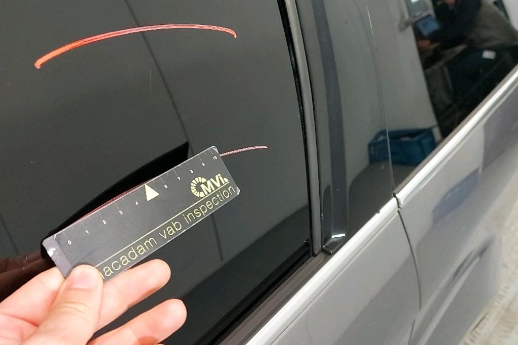 Ford Galaxy 2015 photo 15