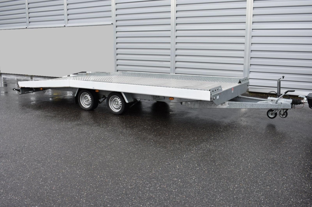 Blyss Anhänger Jupiter 2017 фото 1