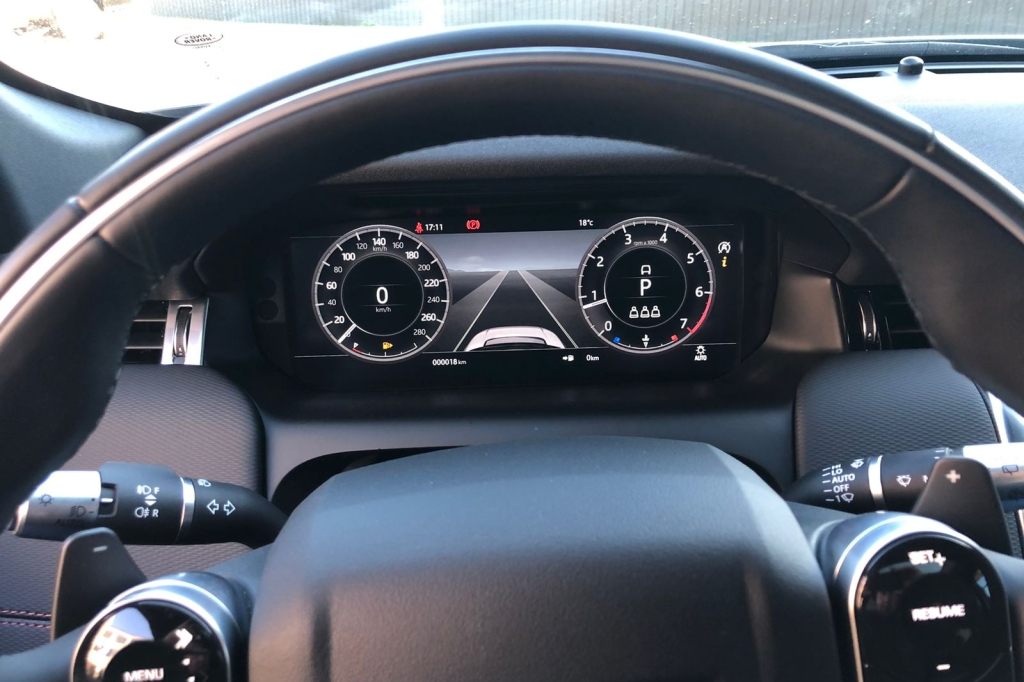 Land Rover Discovery Sport R-Dynamic SE 2020 фото 13