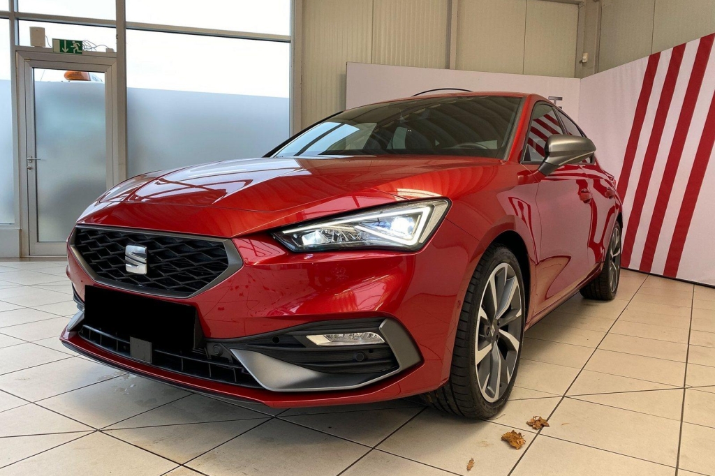 SEAT Leon FR 2020 photo 4