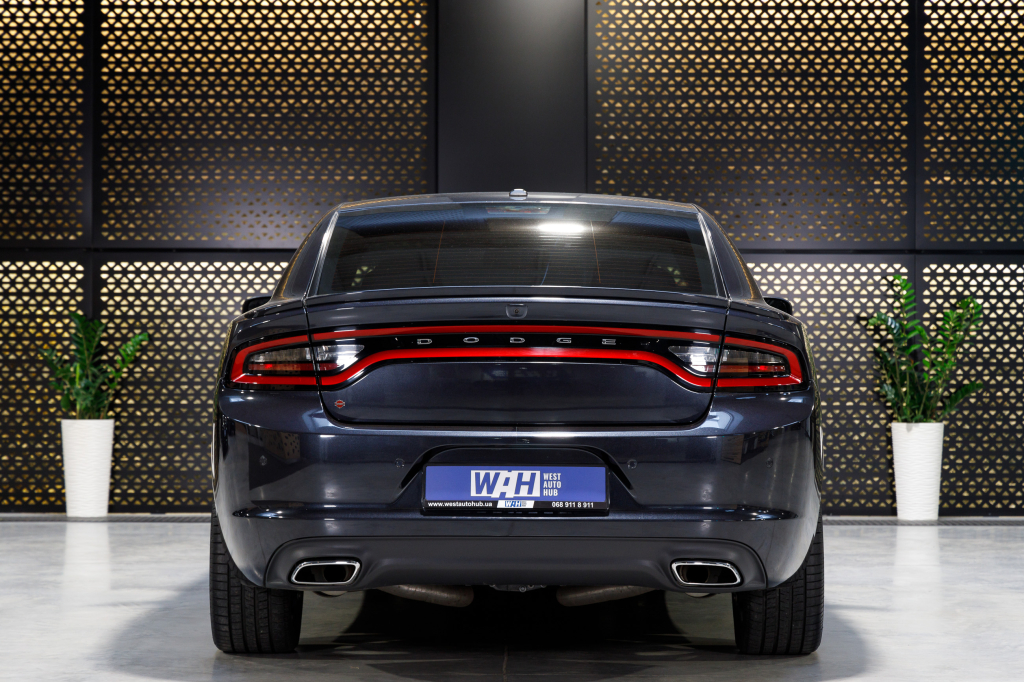 Dodge Charger RT фото 5