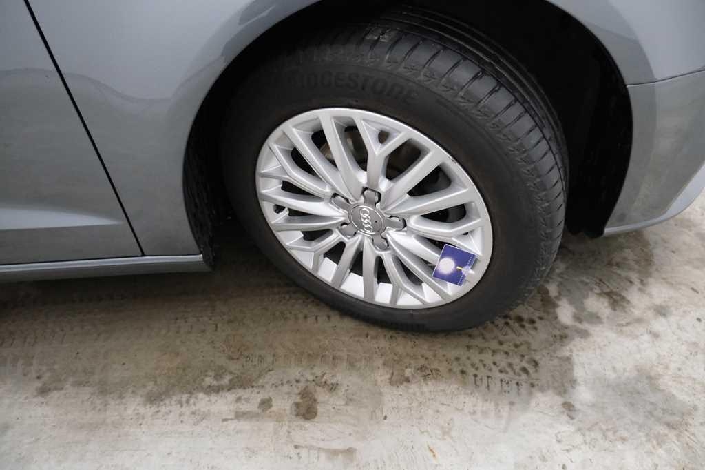 Audi A3 Sportback 2017 фото 15