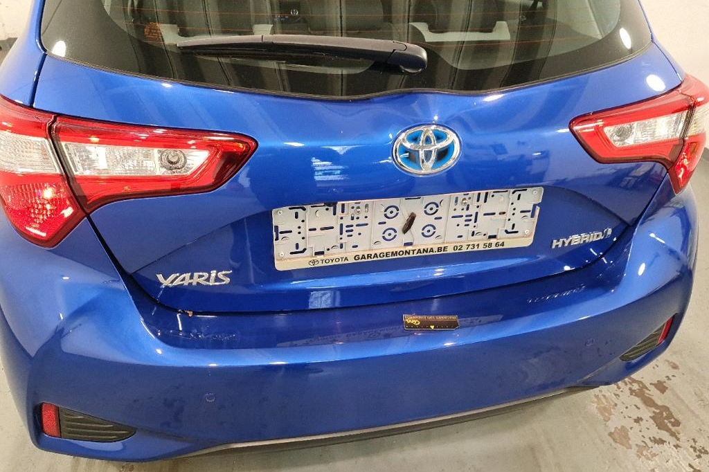Toyota Yaris 2019 фото 11