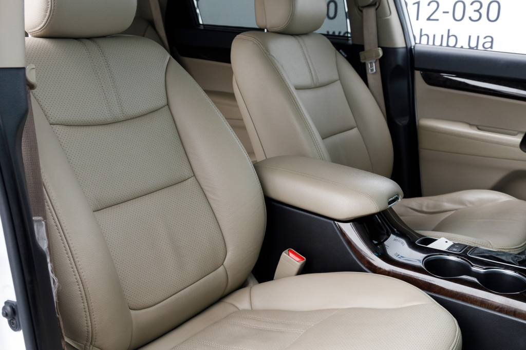 Kia Sorento LX фото 27