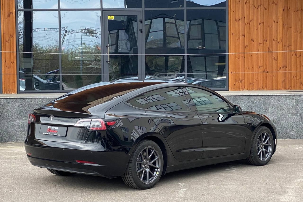 Tesla Model 3 Standart Plus 2021 фото 5