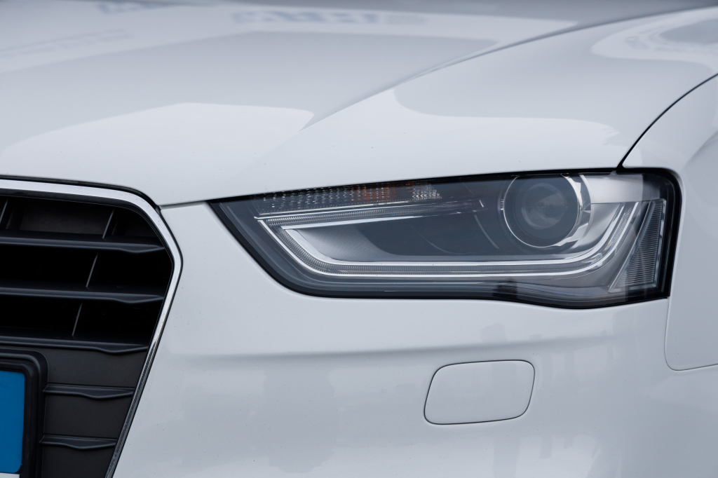 Audi A4 S Line photo 26