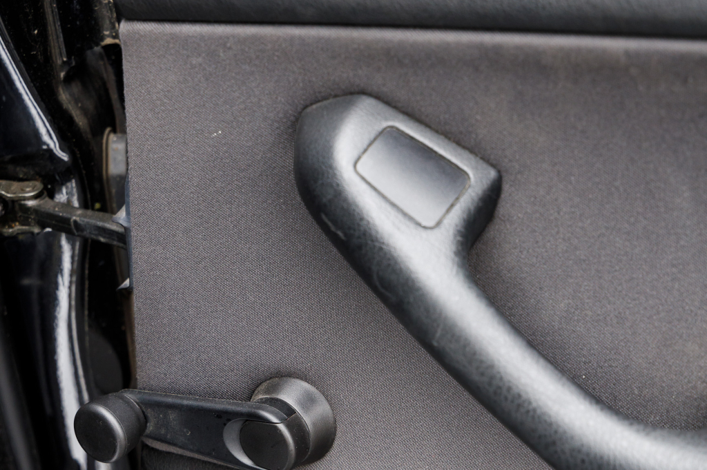 BMW 320 D 2004 photo 2