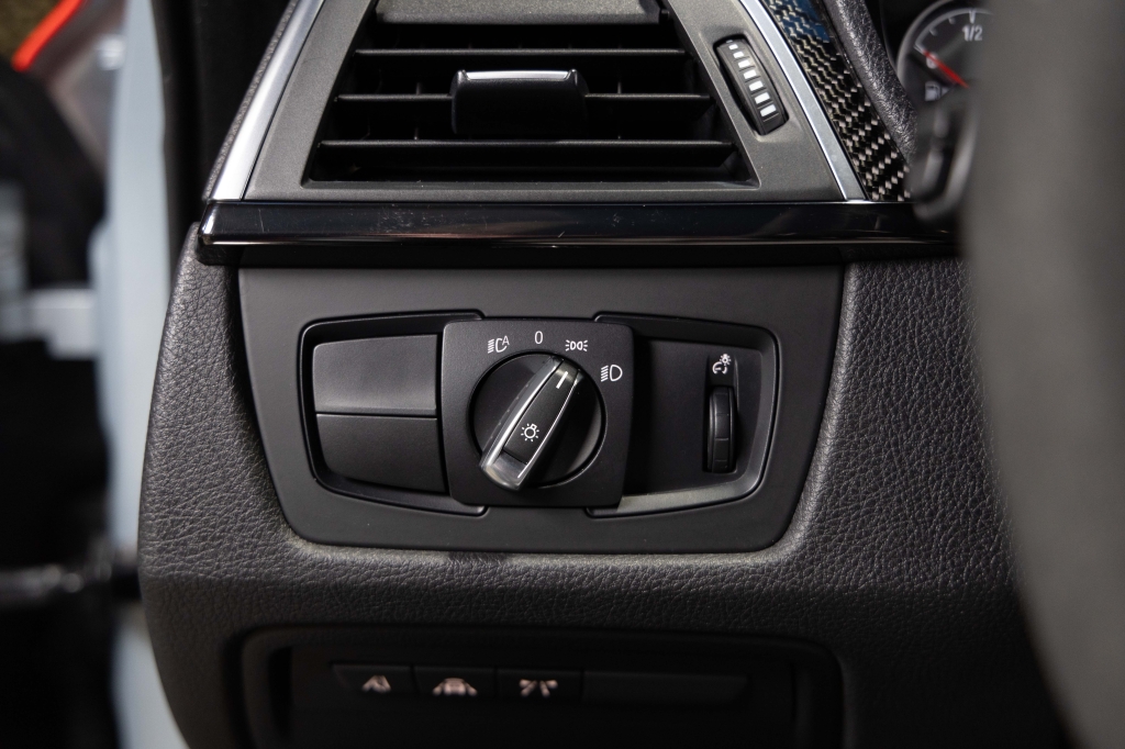 BMW M4 2015 фото BMW M4 2015 фото 30