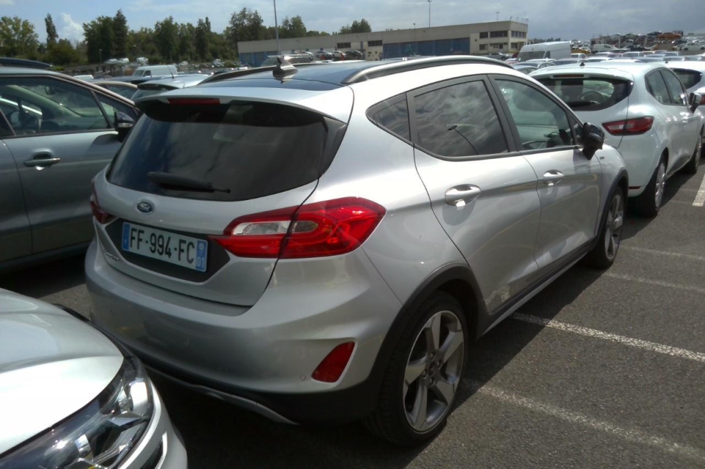 Ford Fiesta Active 2019 фото 2