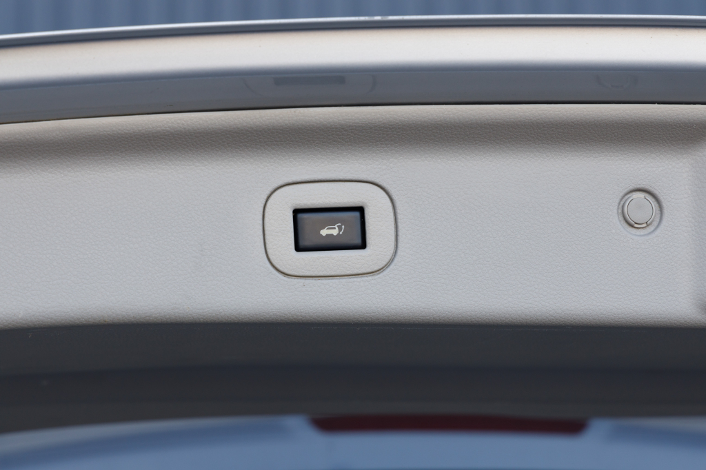 Nissan Quest 2012 фото 13