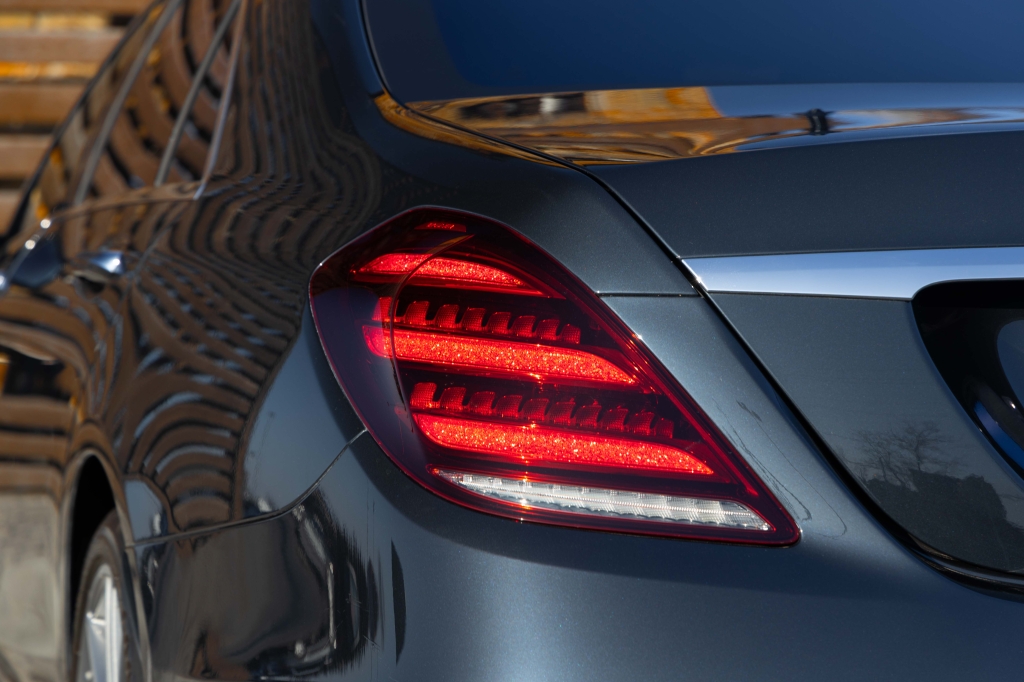 Mercedes-Benz S-Class S400d 2018 фото Mercedes-Benz S-Class S400d 2018 фото 16