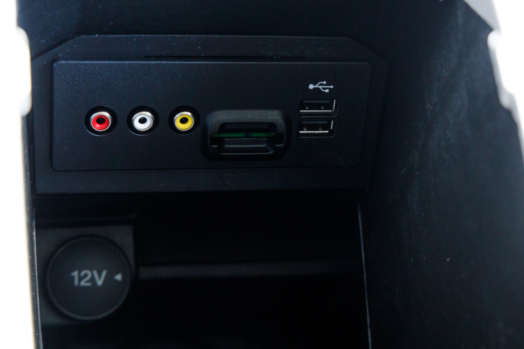 Ford C-Max Hybrid фото 17