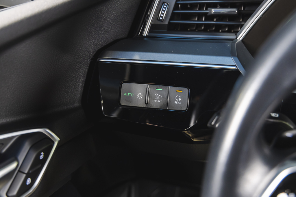 Audi e-tron 2020 photo 31