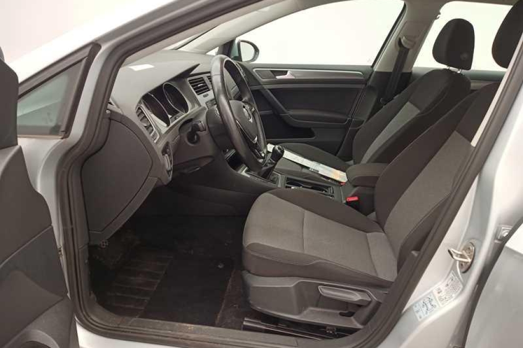 Volkswagen Golf 2016 photo 2