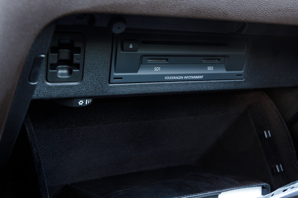 Volkswagen Passat B8 Highline 2015 photo 24