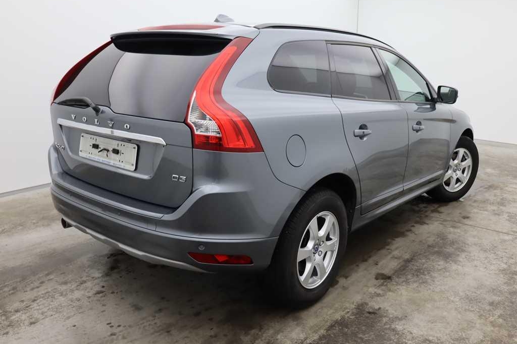 Volvo XC60 2017 фото 3