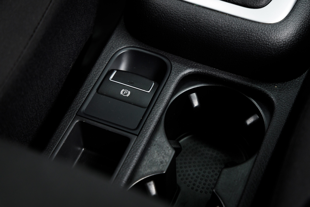 Volkswagen Tiguan S 2017 photo 21