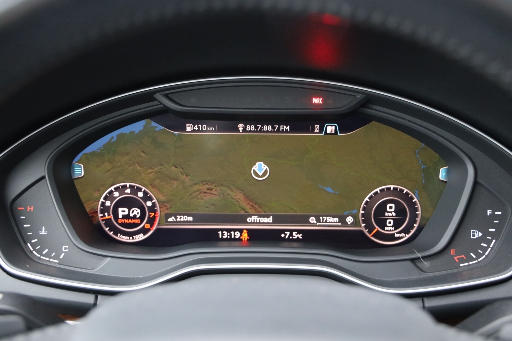 Audi Q5 2017 фото 19