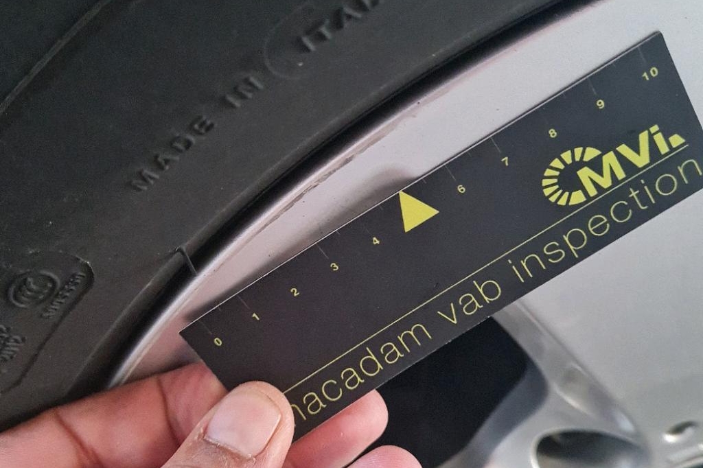 BMW X3 2016 фото 11