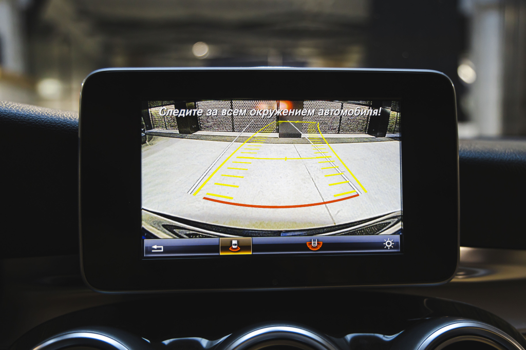 Mercedes-Benz GLC-Class 300 2016 photo 27