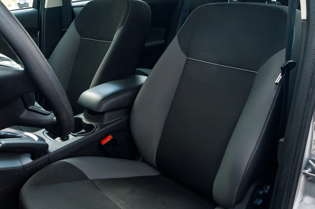 Ford Focus 2013 photo 17