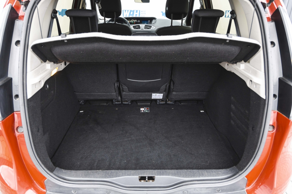 Renault Scenic 2013 фото 31