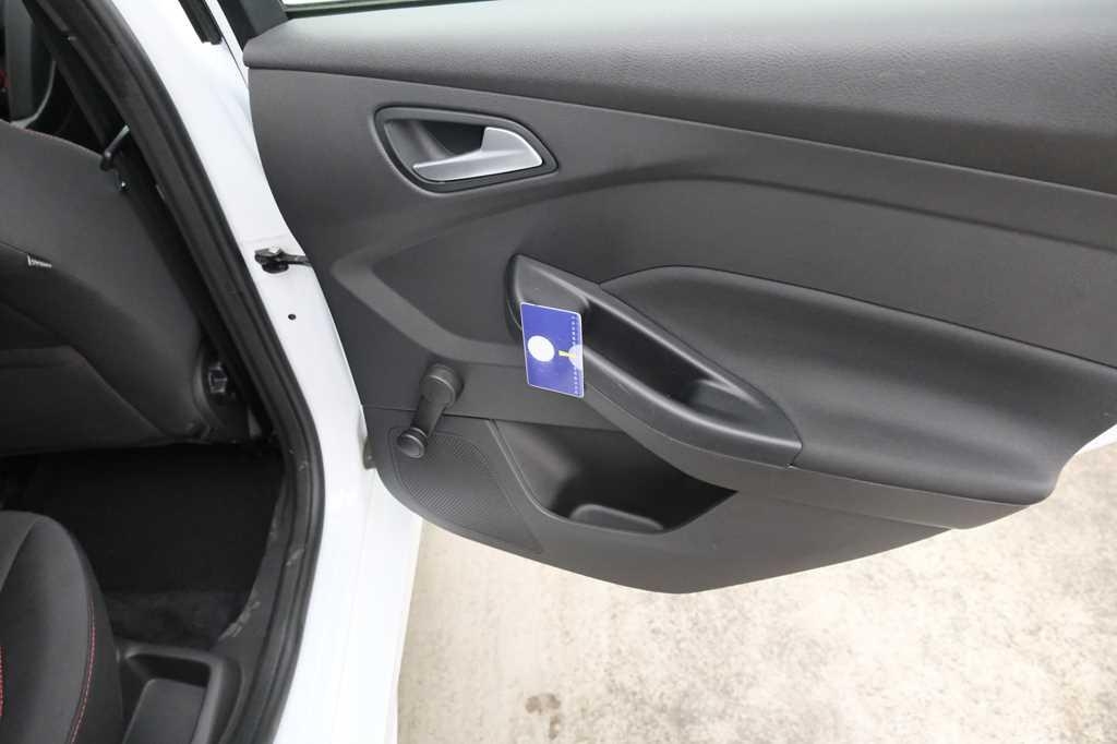 Ford Focus Turnier 2017 фото 8