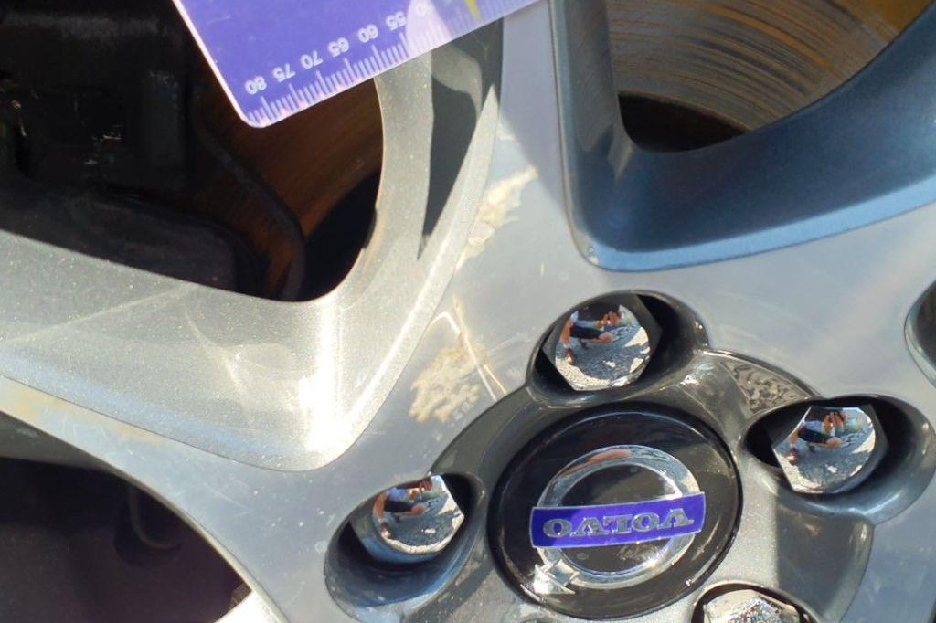 Volvo XC60 2016 фото 27