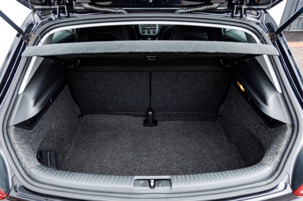 Volkswagen Scirocco 2009 фото 19