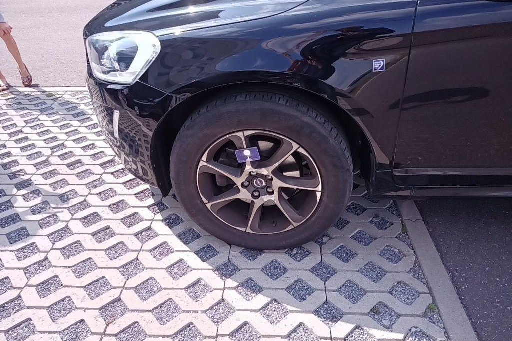 Volvo XC60 2016 фото 33