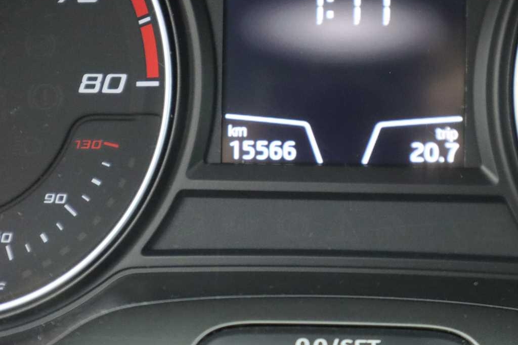 SEAT Leon 2017 фото 4