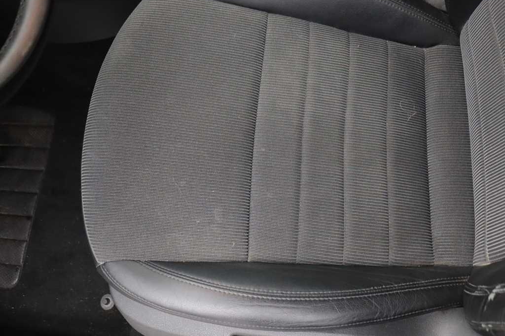 Skoda Octavia Combi 2016 фото 10