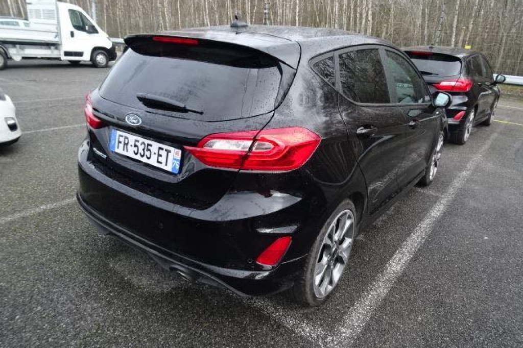 Ford Fiesta 2020 фото 3