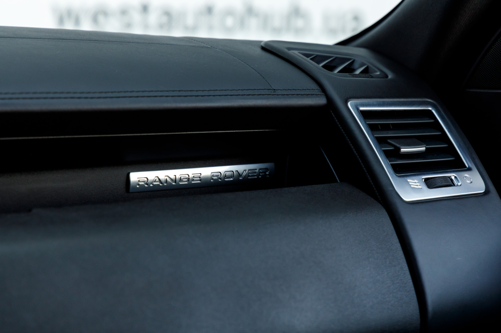 Land Rover Range Rover Sport 2013 photo 11