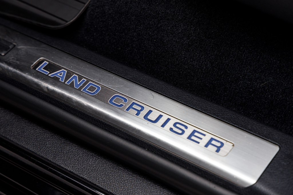 Toyota Land Cruiser 200 2018 photo 40