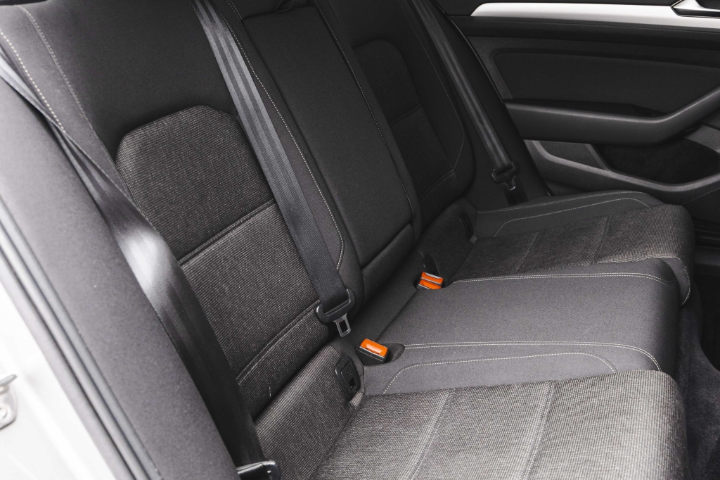 Volkswagen Passat 2016 photo 29