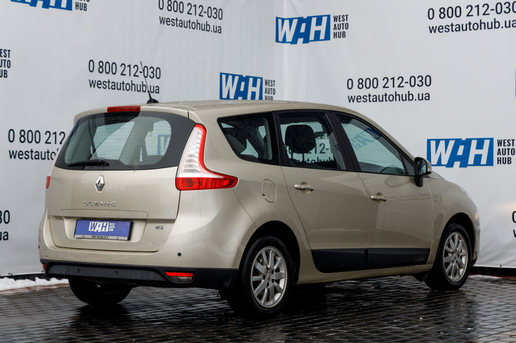 Renault Grand Scenic photo 5