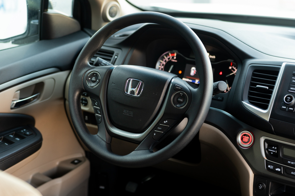 Honda Pilot LX 2018 photo 15