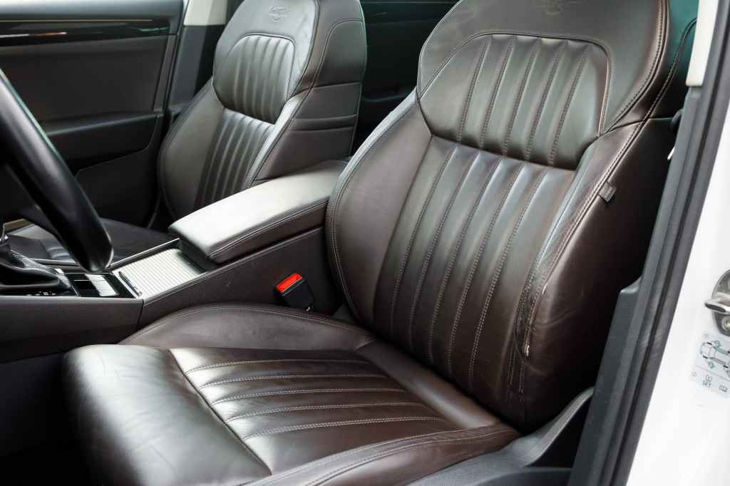 Skoda Superb Laurin & Klement 4x4 2015 photo 27