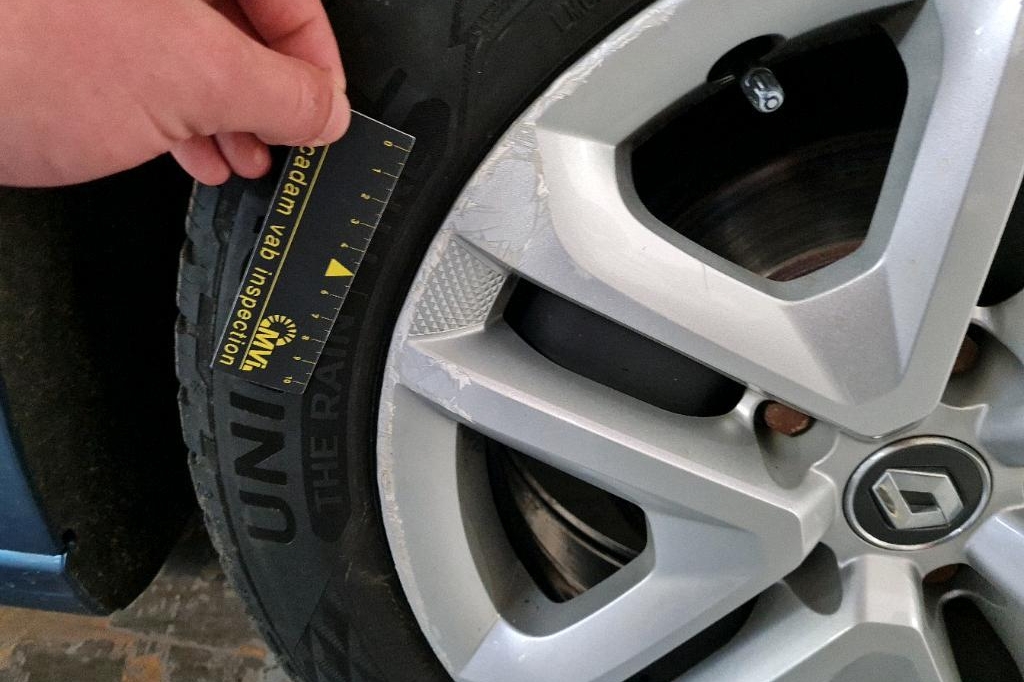 Renault Megane 2017 фото 18