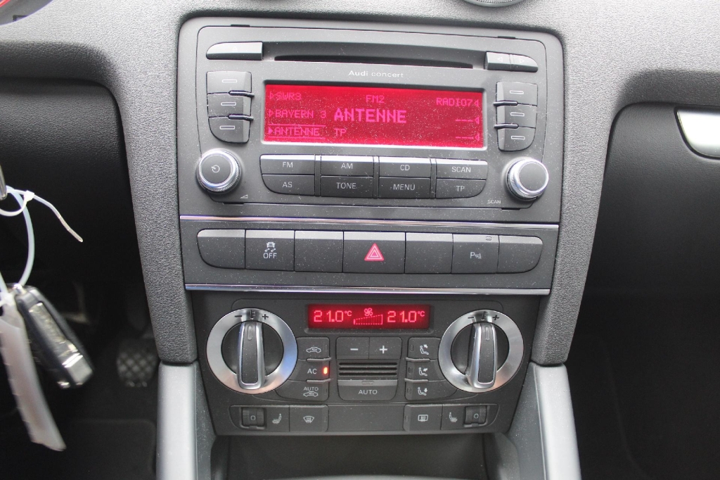 Audi A3 Sportback 2011 фото 2