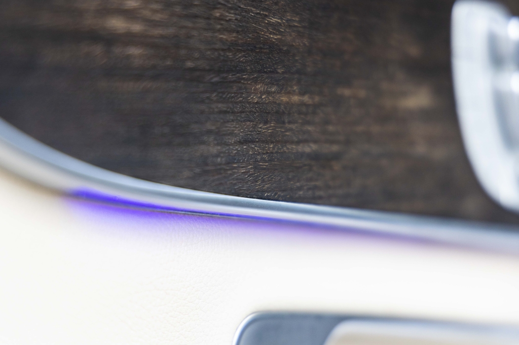 Mercedes-Benz C-Class C300 4Matic 2019 photo 35