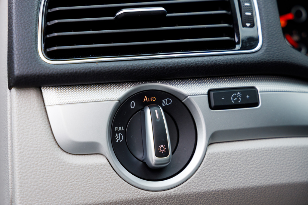 Volkswagen Passat S LED 2016 photo 25