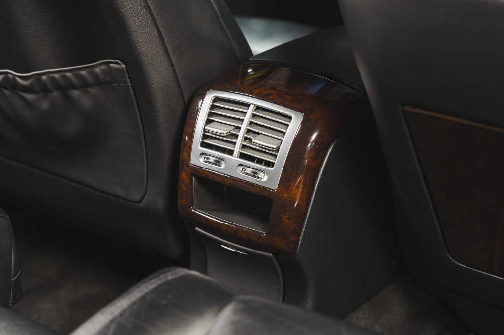 Mercedes-Benz S-Class 2011 photo 41