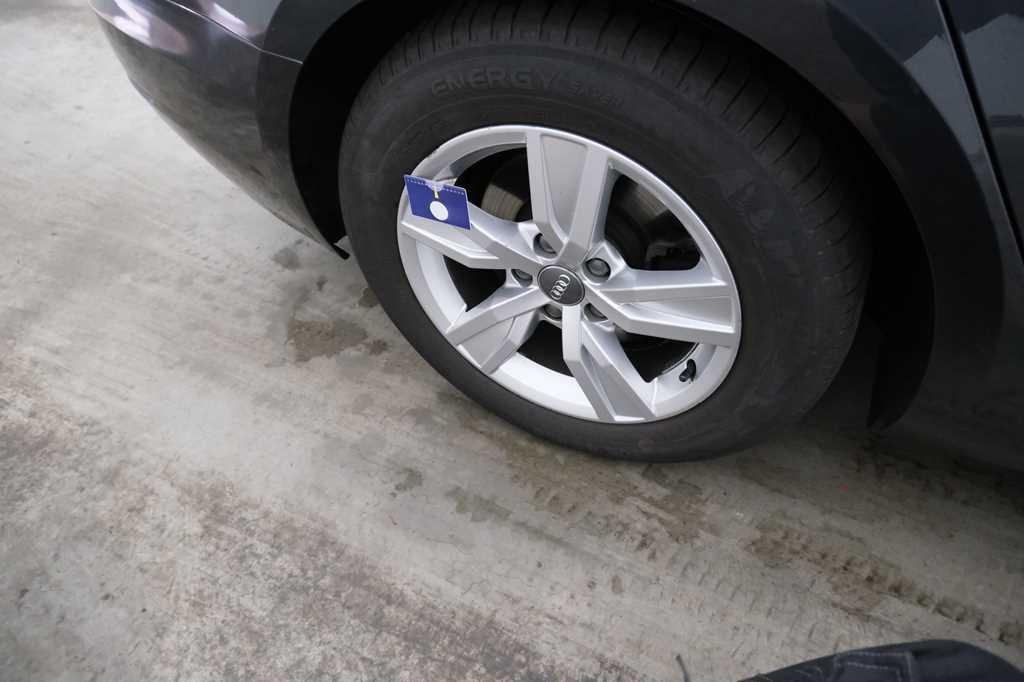 Audi A4 Avant 2016 фото 13