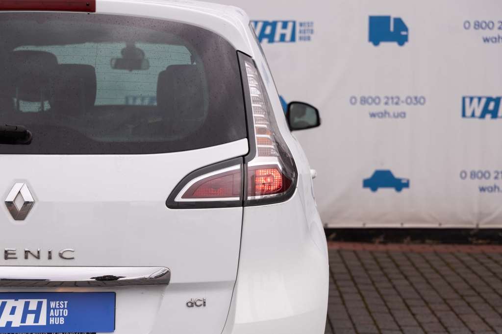 Renault Scenic 2015 фото 7